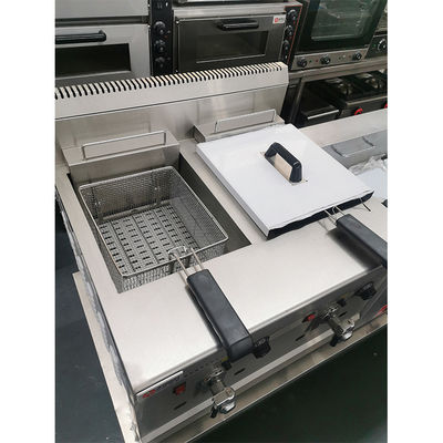 Commerciële elektrische 18L dubbele tanks chip deep fryers met olie afvoer klep