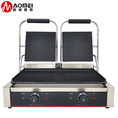 215*215mm Grillgrootte Elektrische Panini Press Contact Grill voor horecabedrijven
